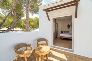 Minibar, espai de treball apte per a portàtils i wifi gratuïta 