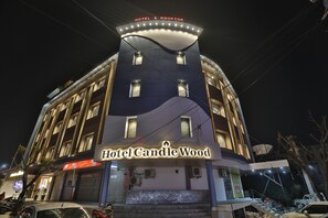 Front of property - Hotel Candle Wood By A Plus Hospitality (Udaipur)