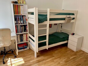 3 chambres, fer et planche à repasser, Wi-Fi