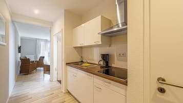 1 habitaciĂłn, caja de seguridad en la habitaciĂłn y escritorio