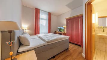 Standard-Doppelzimmer, Blick auf die Anlage | 1 Schlafzimmer, Zimmersafe, Schreibtisch, VerdunkelungsvorhÀnge