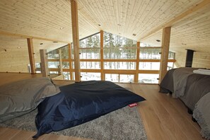 Villa, 3 Bedrooms, Partial Lake View | Free WiFi