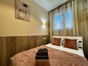 1 chambre, fer et planche à repasser, Wi-Fi, draps fournis