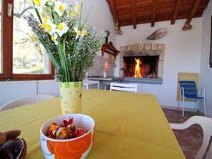 Rumah (Two Bedroom Holiday Home with Terrace) | Interior