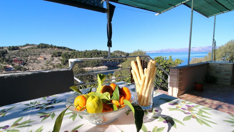 Green Area Stone House