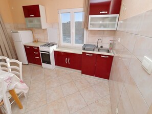 House (Four bedroom Holiday Home with Terrac) | Private kitchen | Fridge - Peaceful Holiday House Senija (Vela Luka)