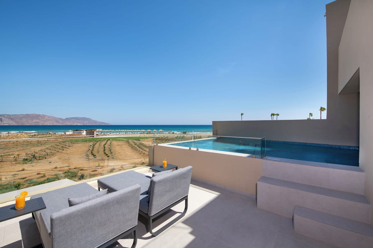 Prestige Junior Suite Swim Up Sea View | Terrace/patio