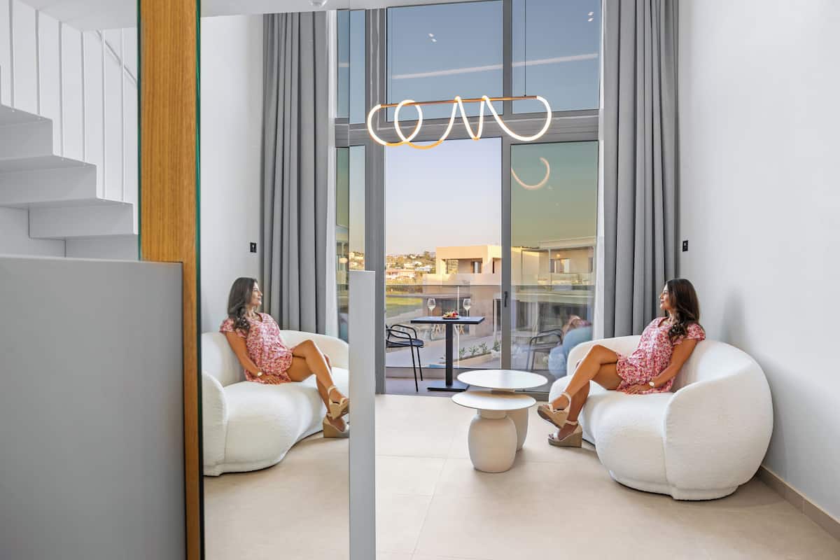 Horizon Maisonette Pool View