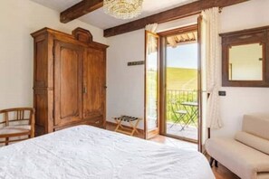 2 habitaciones, cuna de viaje, wifi y ropa de cama 