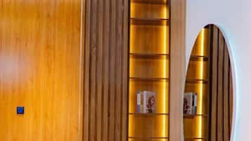 Luxe appartement | 3 slaapkamers, een kluis op de kamer, een bureau