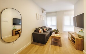 Apartment, 1 Bedroom | Living area | Flat-screen TV - Apartamentos LUXURY SUITES SYRAH (Almendralejo)