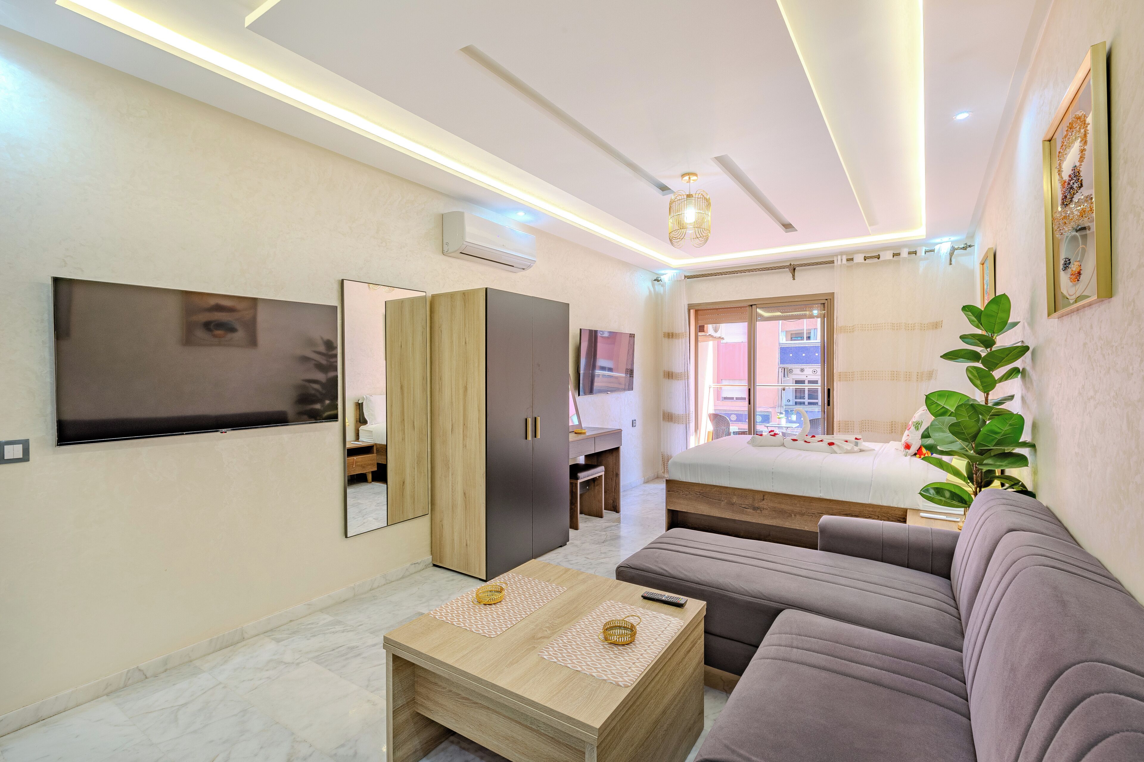 Studio Comfort | Area keluarga | Televisi layar datar 40-inci dengan saluran TV digital