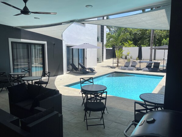 Villa, 2 Bedrooms, Smoking, Balcony | Pool - Level Suites #3 Premium Suite (Sosúa)