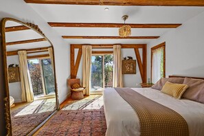 3 makuuhuonetta, silitysrauta/-lauta, vauvan matkasänky, ilmainen Wi-Fi