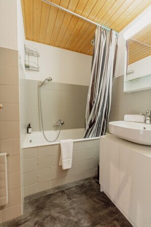 Hair dryer, towels - Appartement à Côté des Remontées Mécanique (Vex)