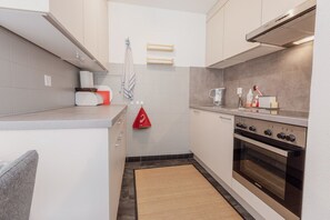 Fridge, oven, stovetop, dishwasher - Appartement à Côté des Remontées Mécanique (Vex)
