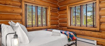 Peaceful Valley Hideaway