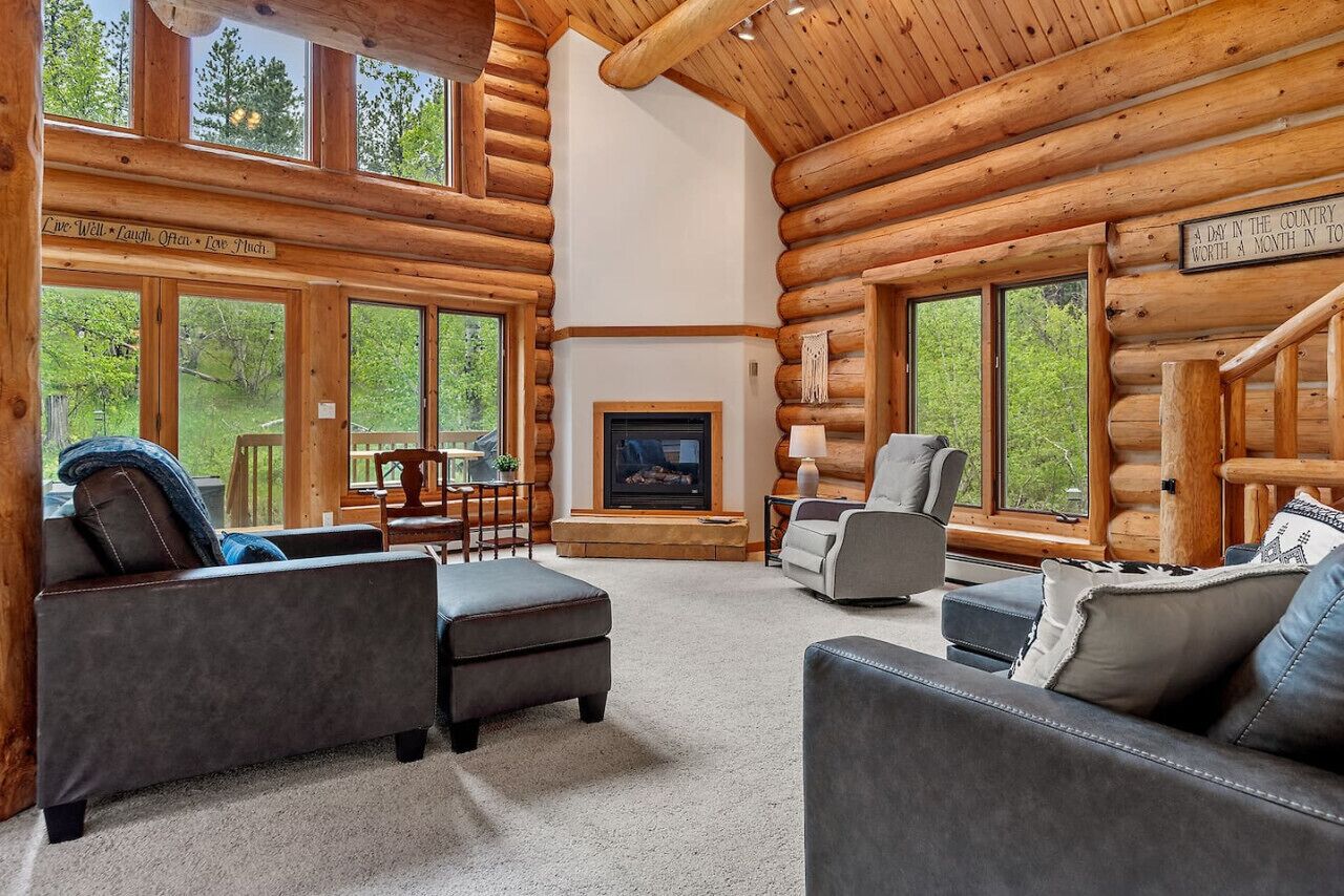 TV connectée, cheminée, baby-foot