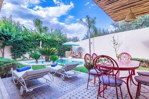 Outdoor dining - Villa Maria - Family Only (Marrakesh)