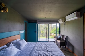 5 makuuhuonetta, tallelokero huoneessa, Wi-Fi, vuodevaatteet