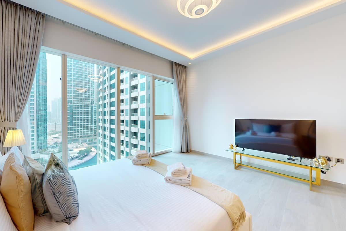 Apartment, 1 Bedroom, Kitchen | 3 bedrooms, bed sheets