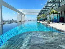 室外泳池