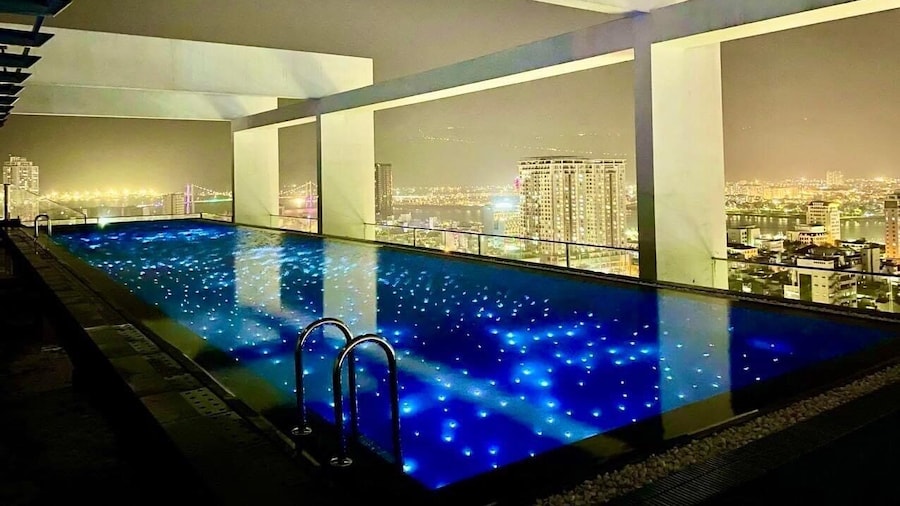 Centre Point Danang Hotel & Residence