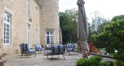 Le Château de Vaux, un Endroit Calme et Reposant