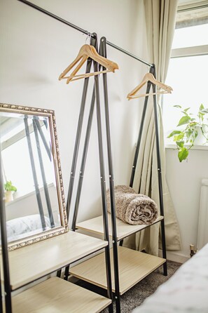 3 chambres, fer et planche Ă repasser, Wi-Fi gratuit, draps fournis