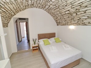Estudio (Studio Apartment with Terrace and Cit) | Interior