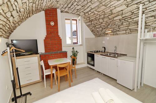 Studio (Studio Apartment with Terrace and Cit) | Interior