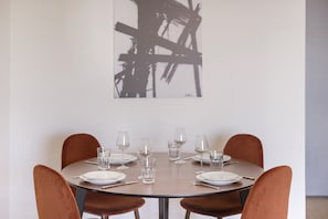 Essbereich im Zimmer