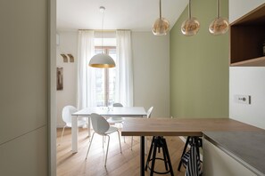 Dining - OMNIA APARTMENT, wonderful Home 2 BDR, 6 guests, Milan city center (Milano)