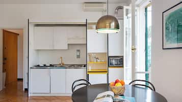 Appartement | Cuisine privée | Machine à expresso, bouilloire électrique
