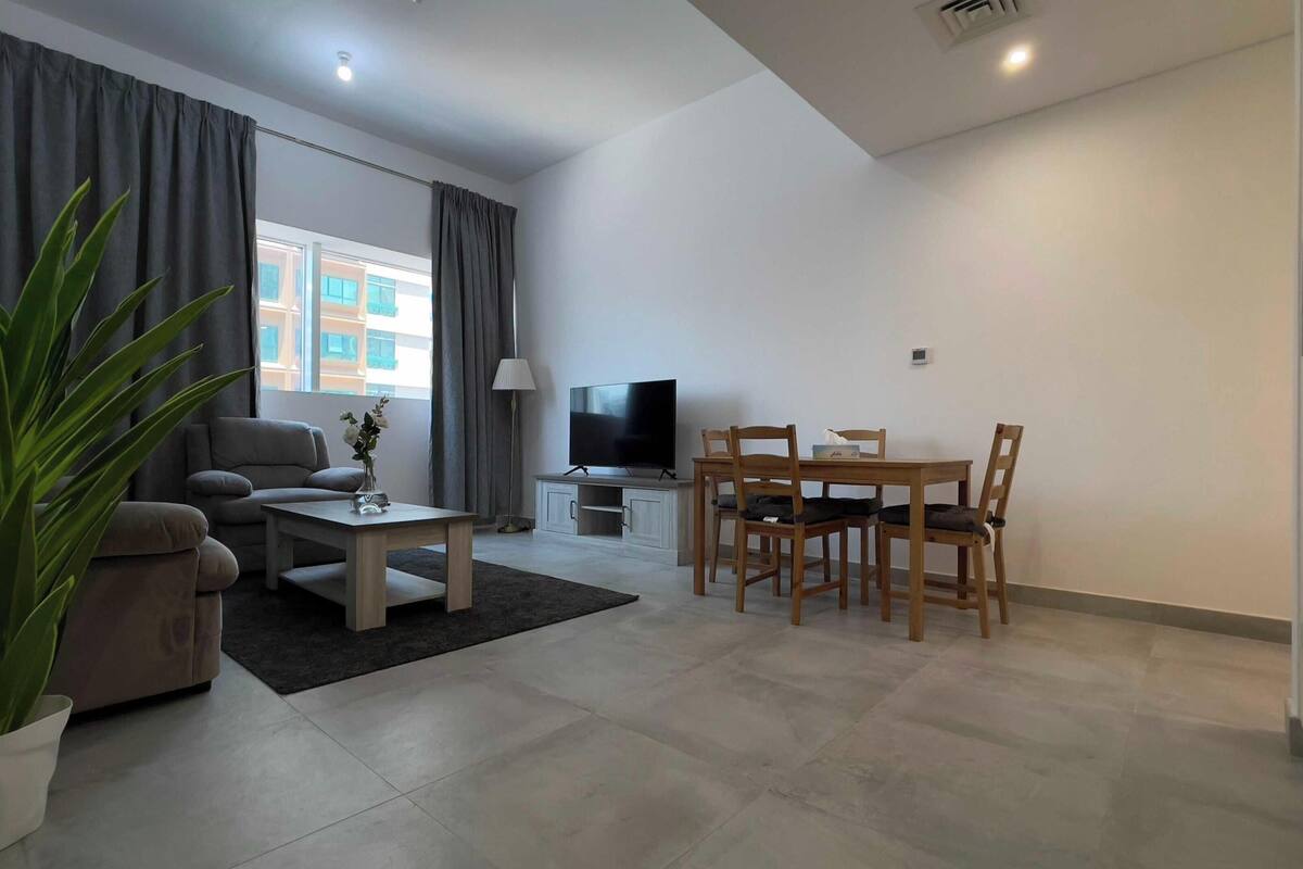 Standard-Apartment | 1 Schlafzimmer, schallisolierte Zimmer, Bügeleisen/Bügelbrett