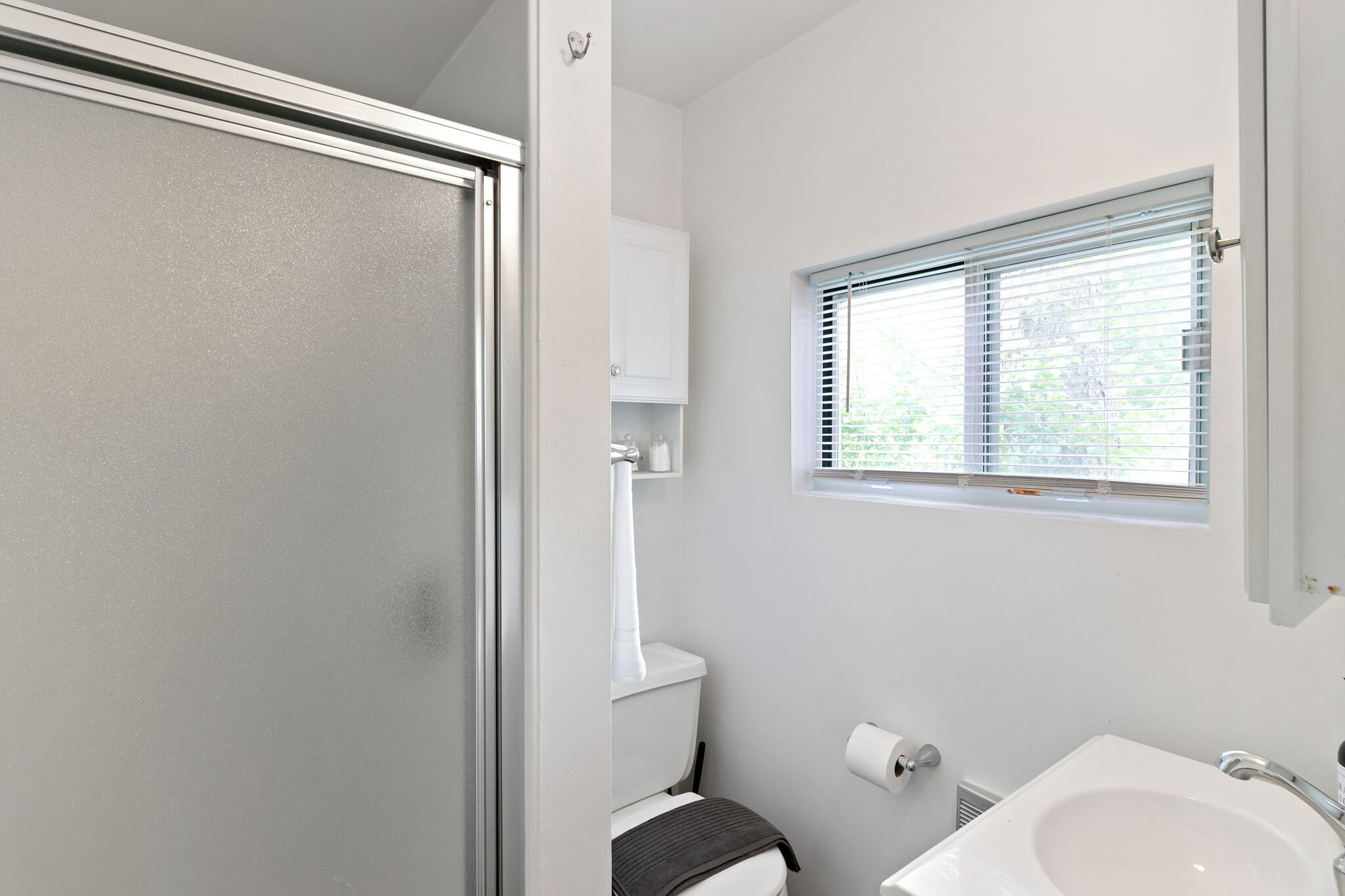 Hårtork och handdukar