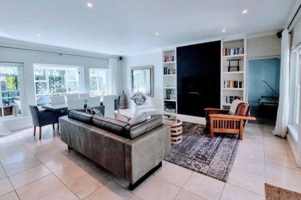 Spacious Open-Plan Living Area