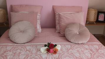 1 makuuhuone, työpöytä, ilmainen Wi-Fi, vuodevaatteet