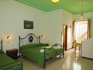 1 habitación, escritorio y wifi gratis 