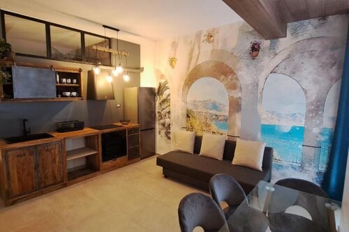 1 Bedroom Private vacation home in Gaeta