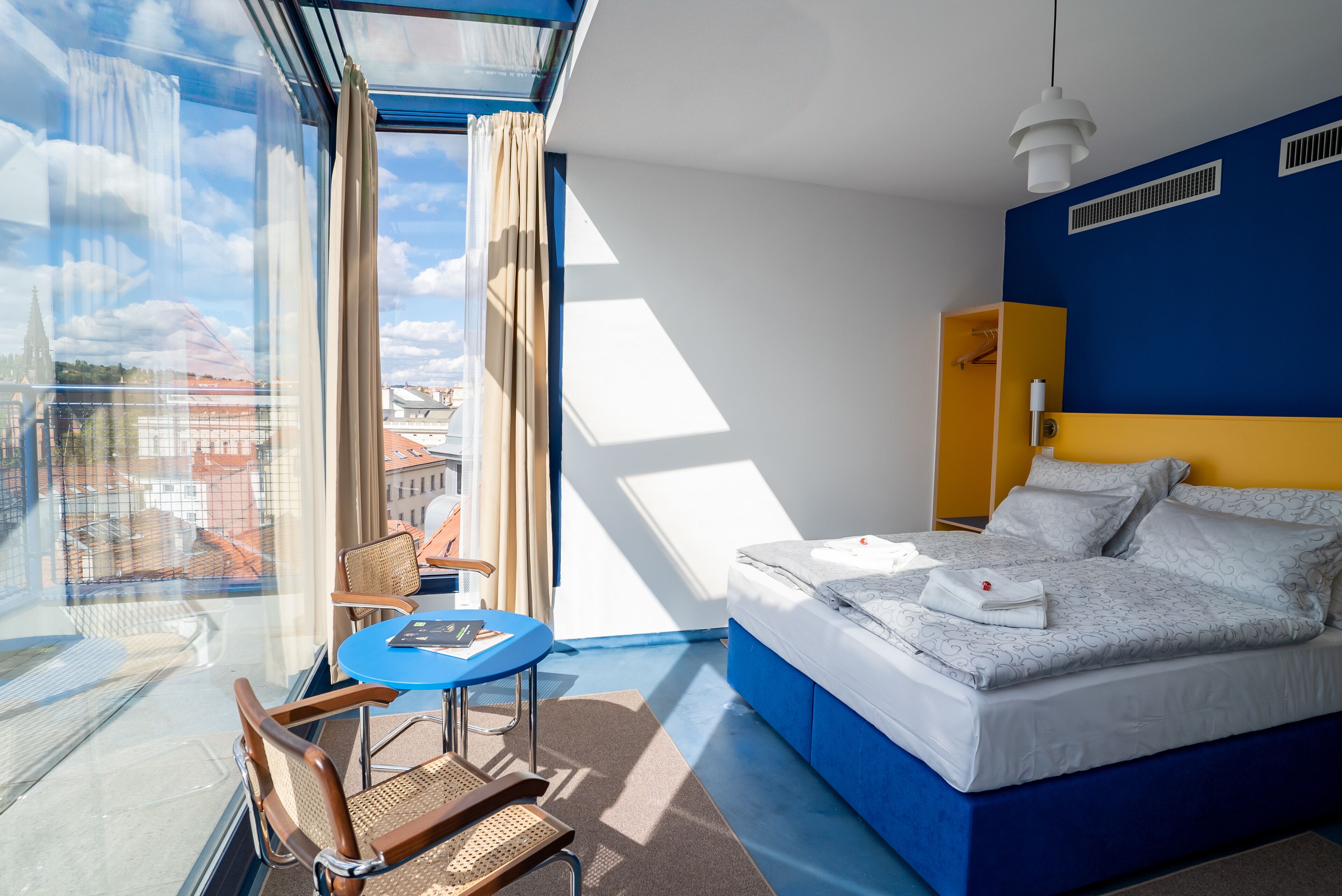 Foto - Hotel Avion - National Cultural Monument - ICONIC HOUSES