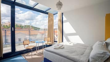 Chambre Panoramique, 1 grand lit, patio, vue ville
