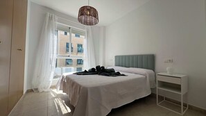 2 habitaciones, tabla de planchar con plancha y wifi 