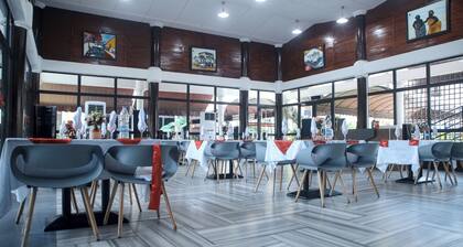 Hotel le Supreme Grand-Bassam