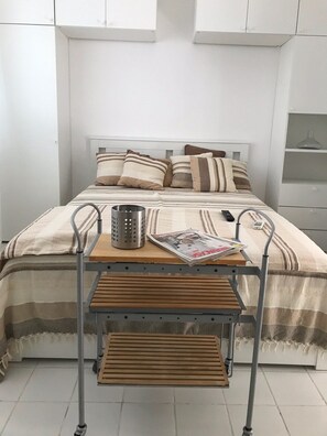 Apartment (One Bedroom Apartment with Terrace) | 1 bedroom, free WiFi