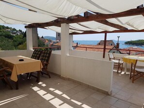 Apartamento (Two Bedroom Apartment with Terrace) | Terraza o patio