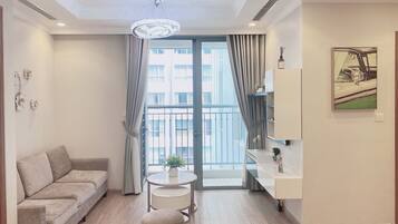 Deluxe Apartment | Living area