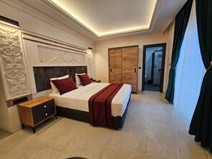 1 bedroom, Egyptian cotton sheets, premium bedding, minibar