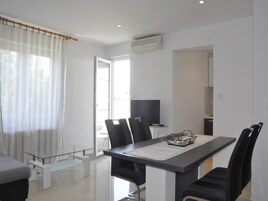 Apartment (Apartments Profaca - Two Bedroom Apar) | Living room | Flat-screen TV
