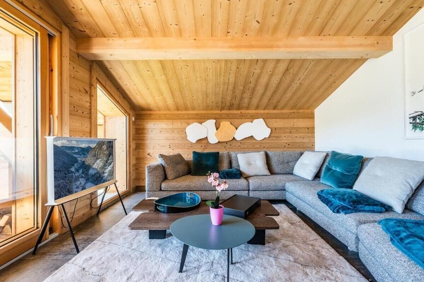 Situated In The Beautiful 11th Century Village Of Les Gets - Morzine